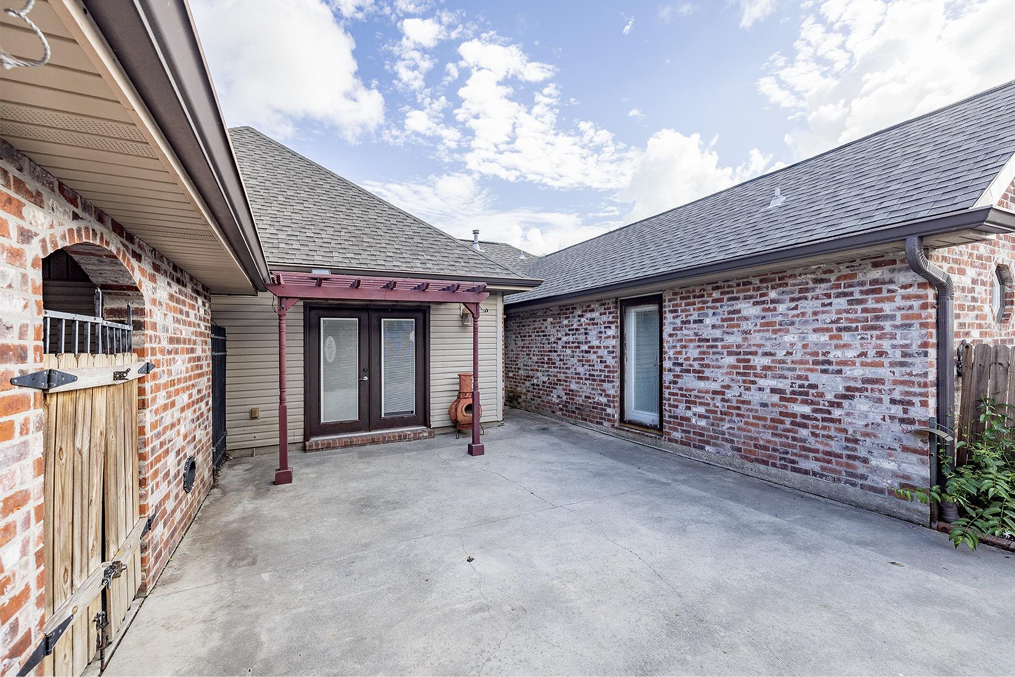 181 Tigerlily Dr