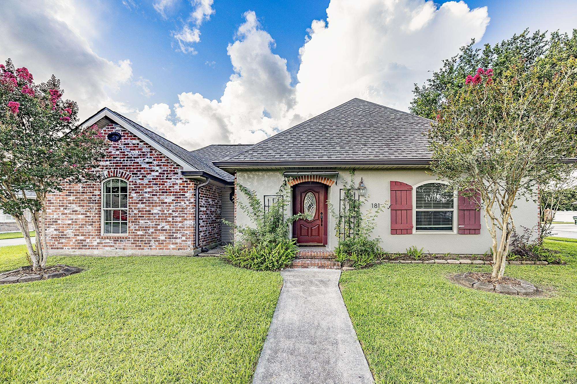 181 Tigerlily Dr