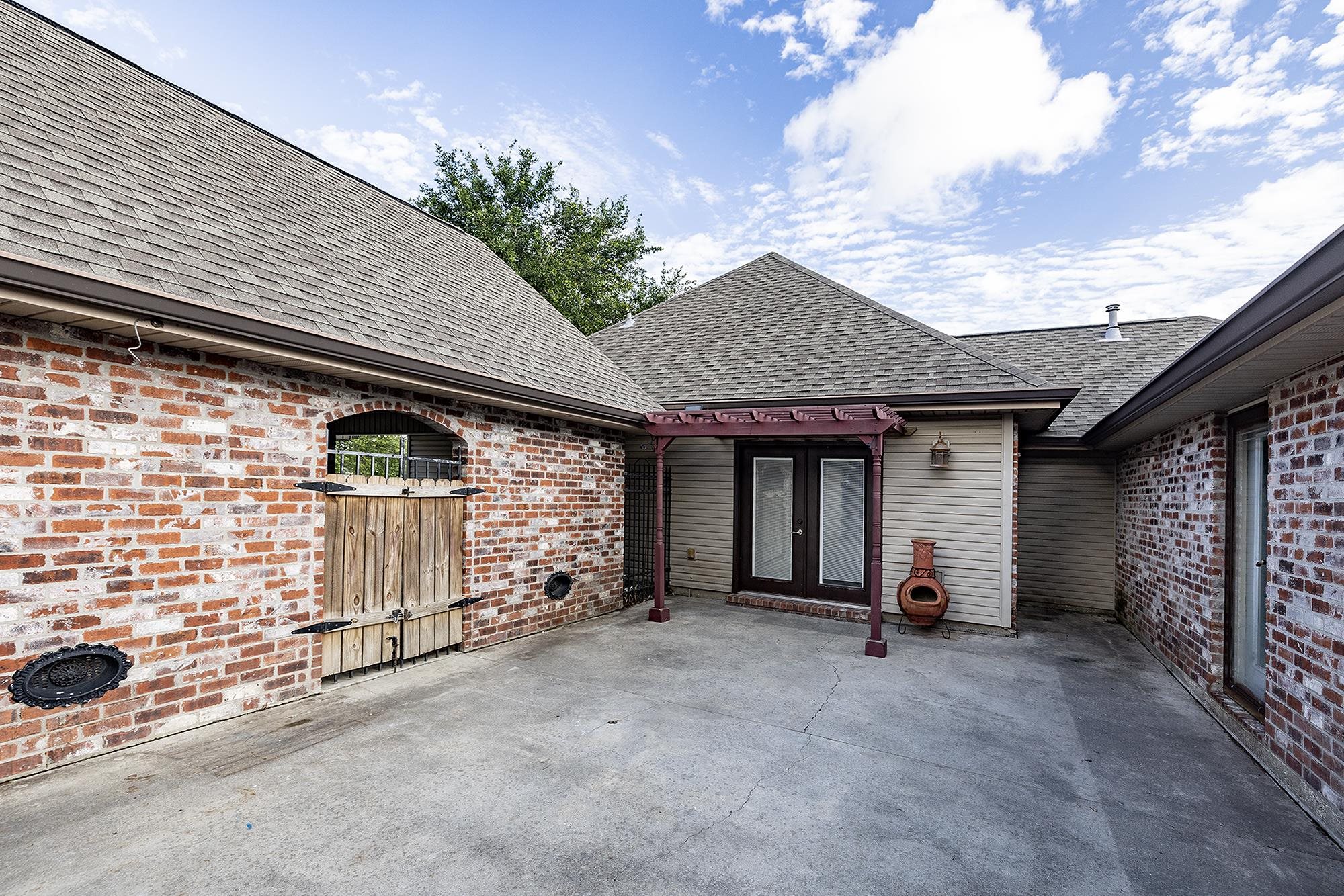 181 Tigerlily Dr