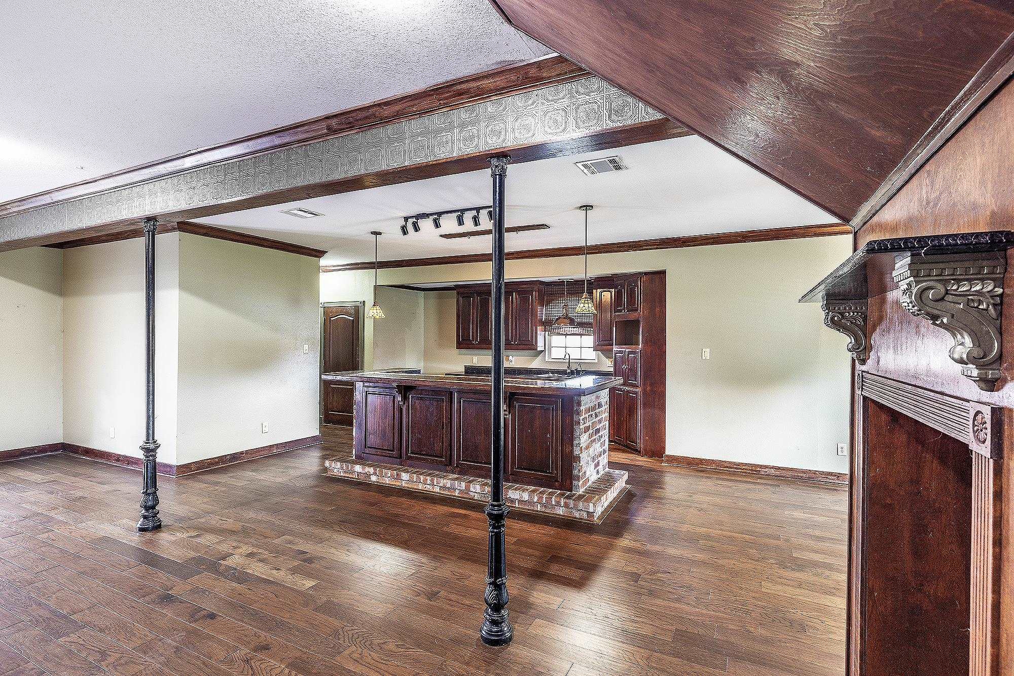 181 Tigerlily Dr