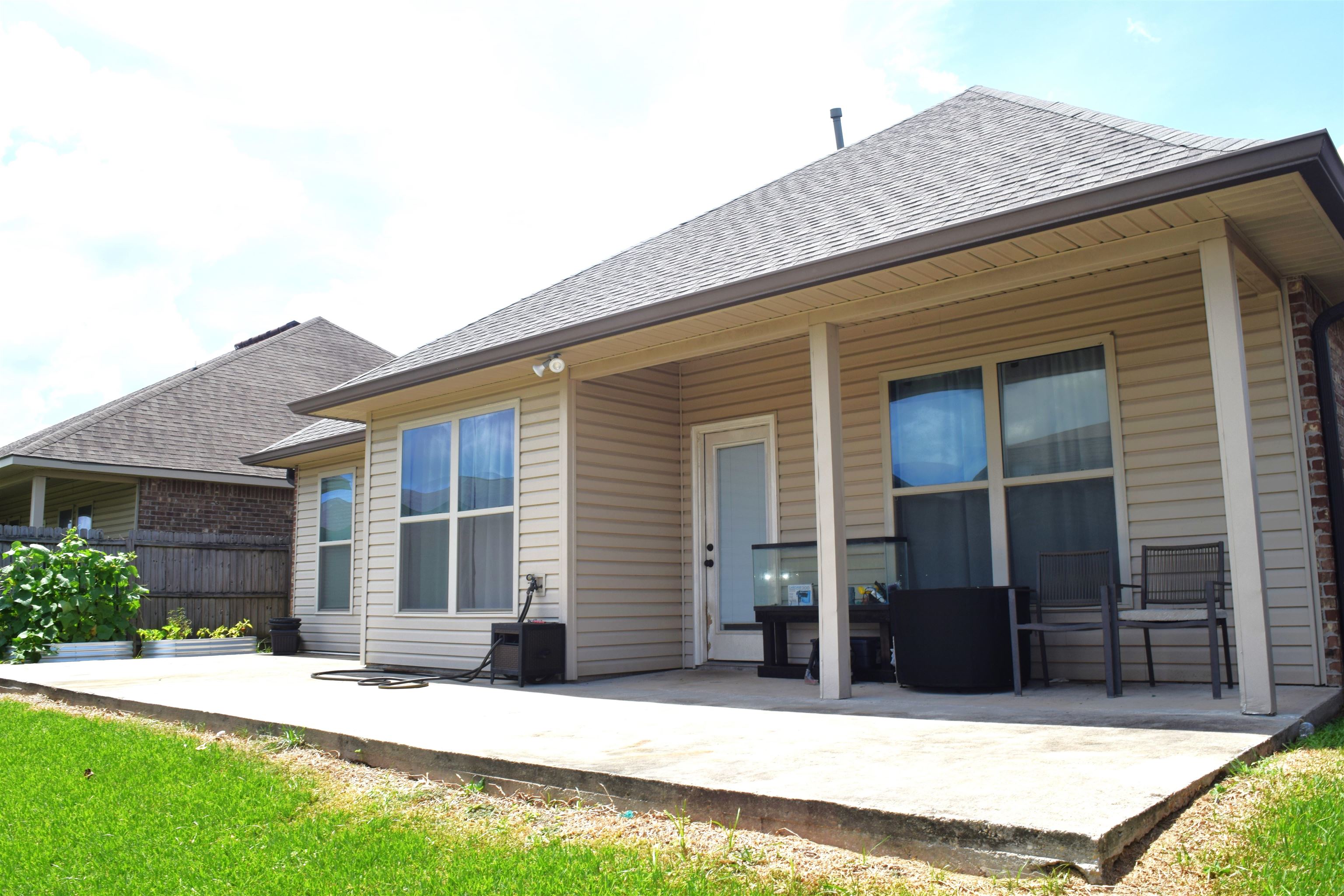 440 Christopher Dr
