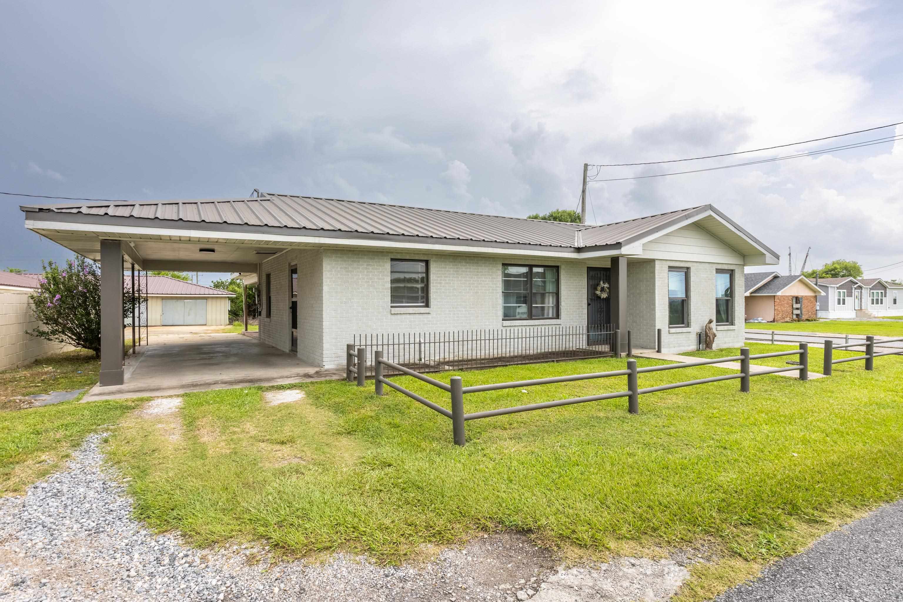7484 Highway 308