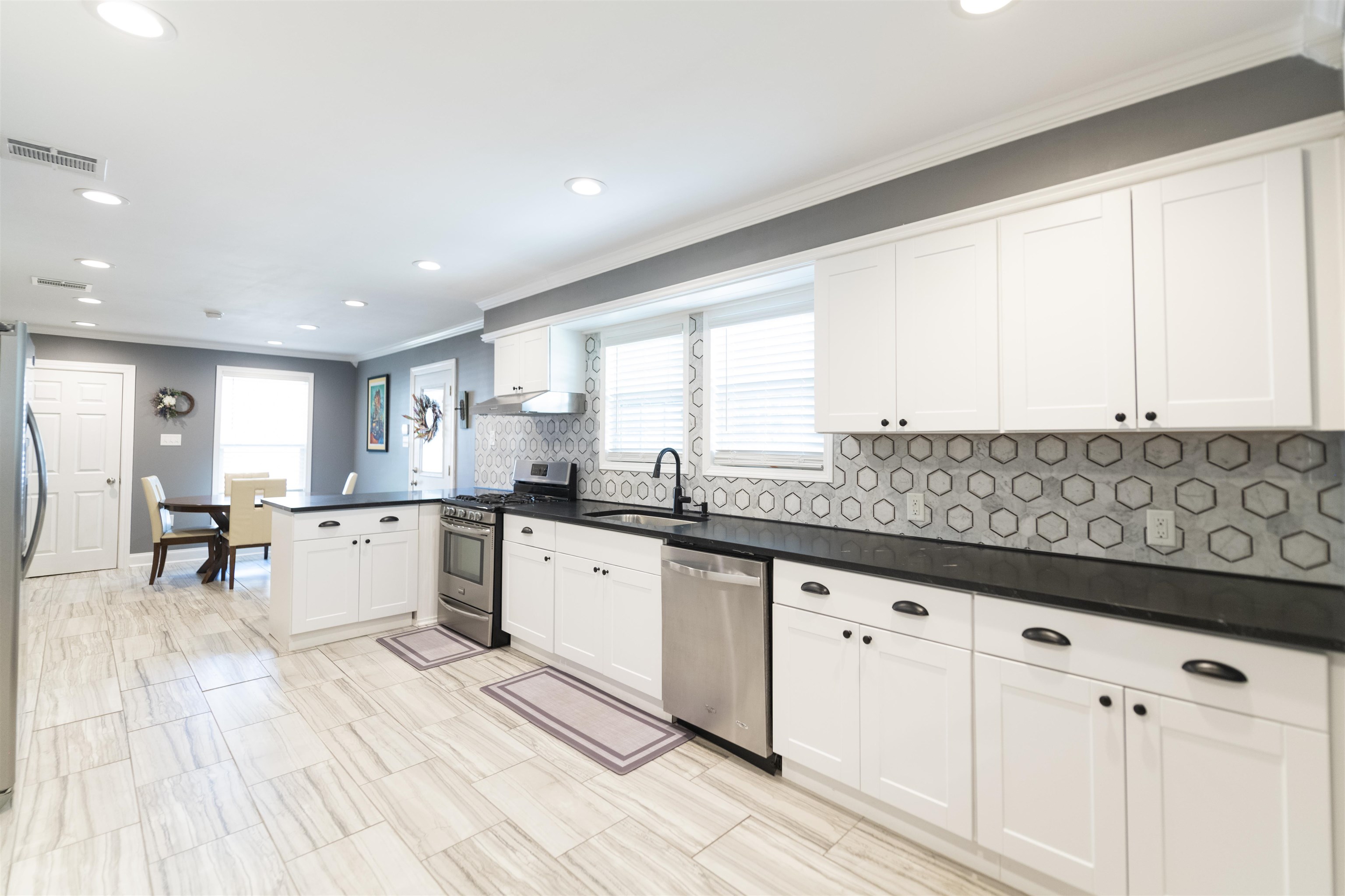 113 5th St