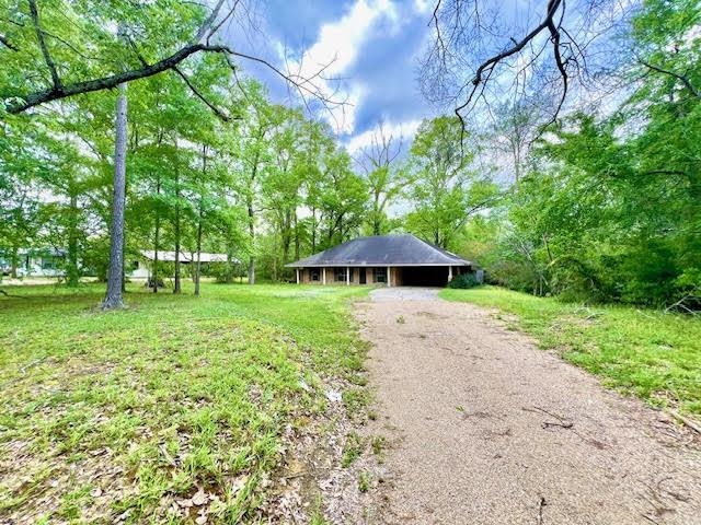 10335 Greenwell Springs Rd