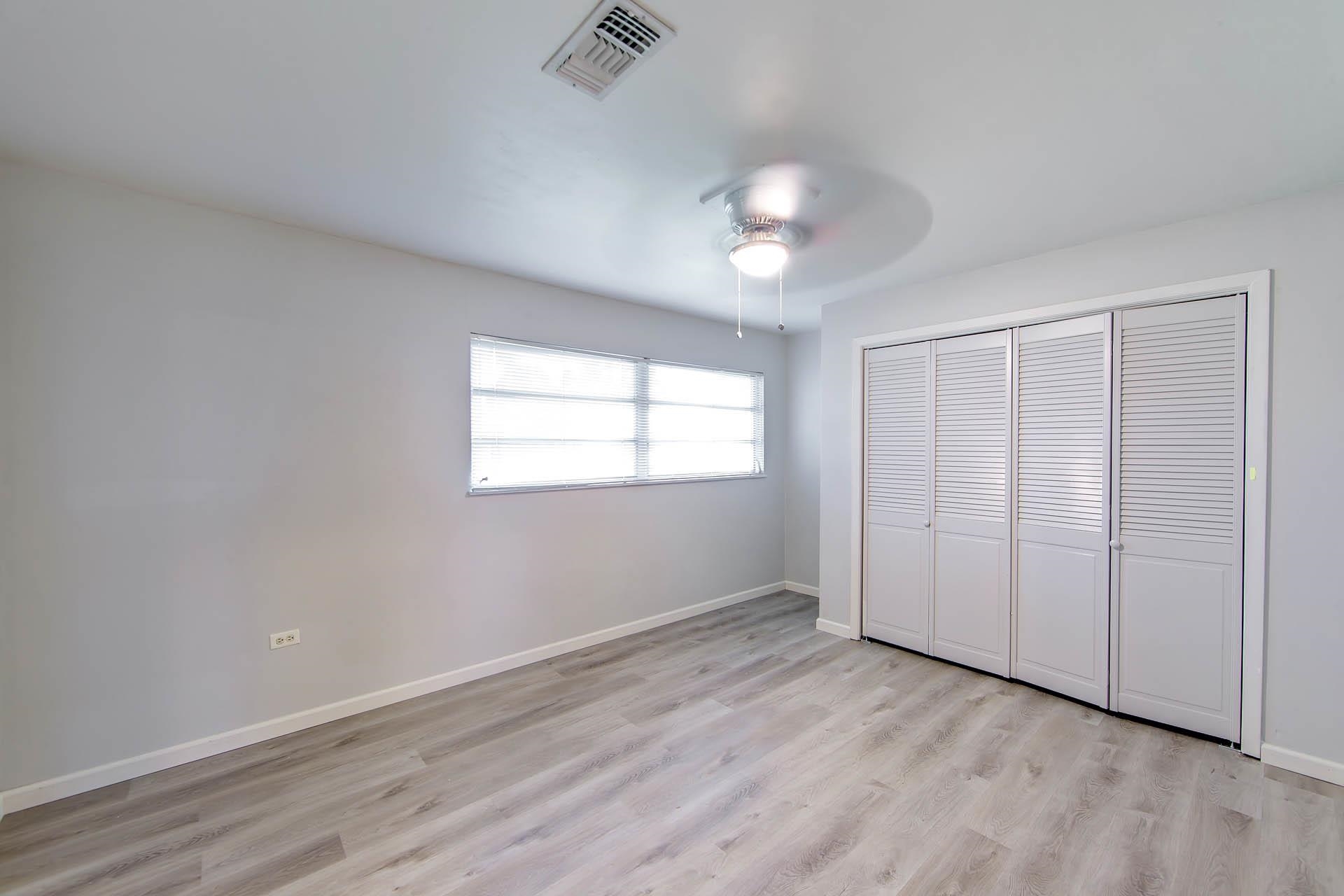215 Glenwood Ave
