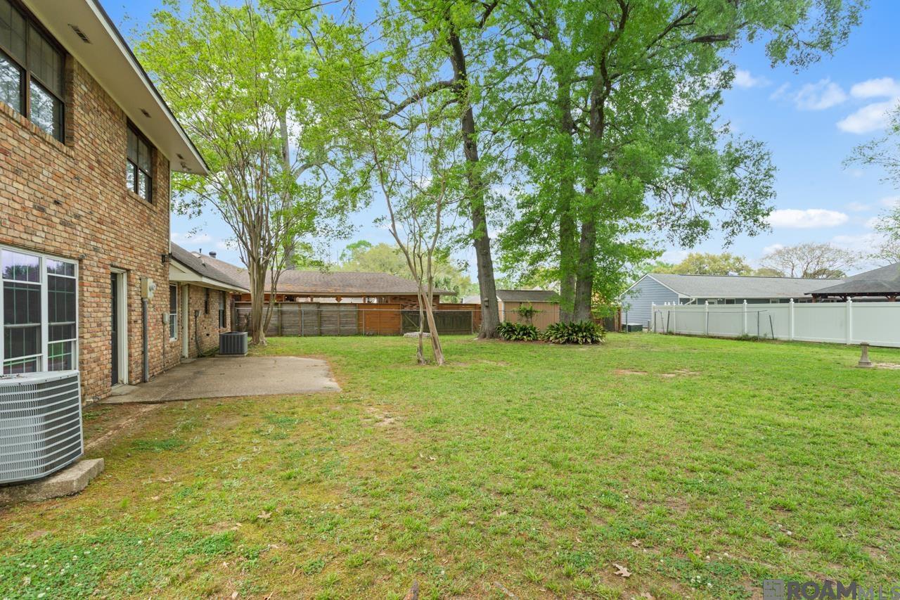 5421 Bluewater Dr