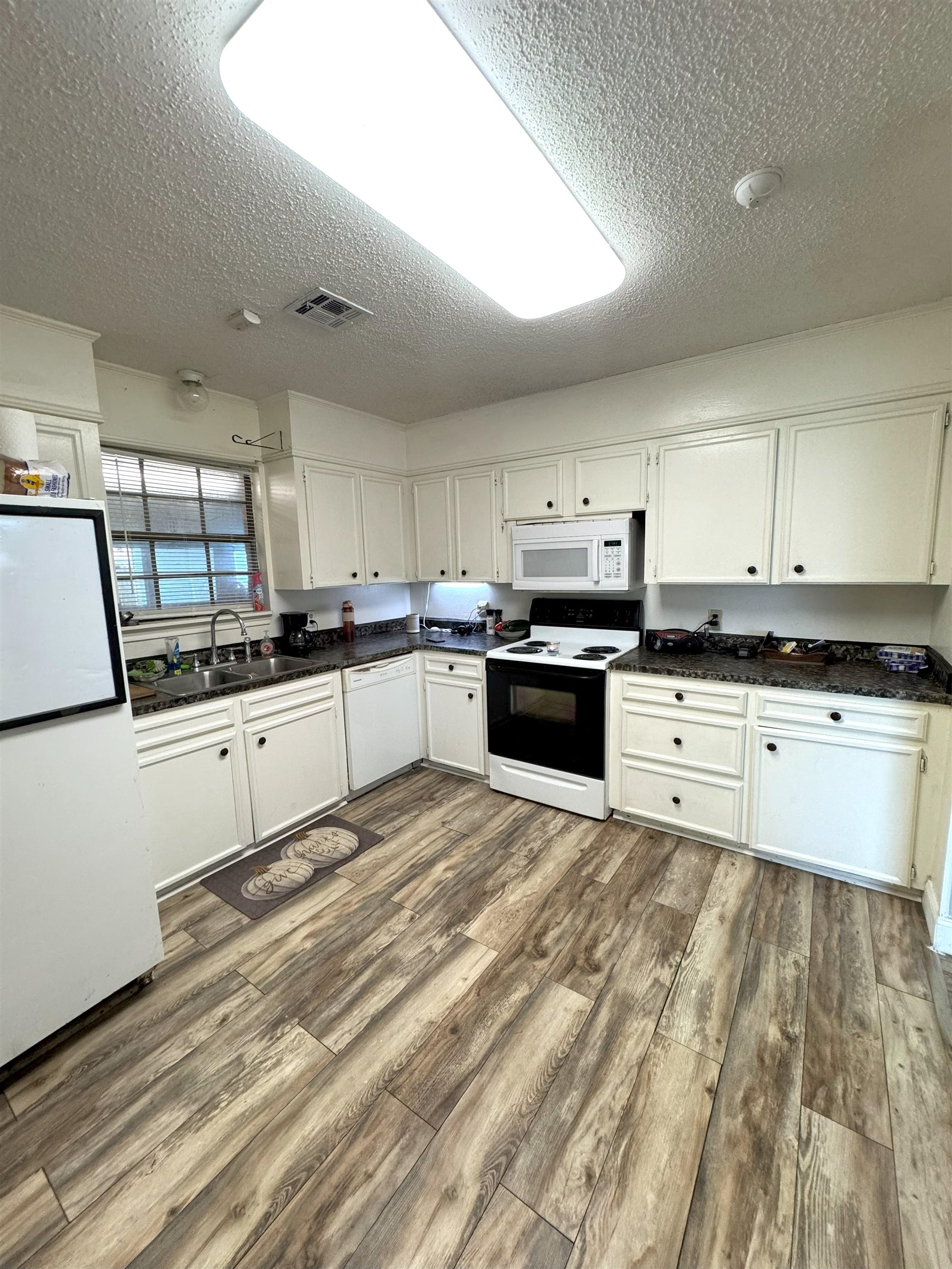 3007 Pinewood Circle
