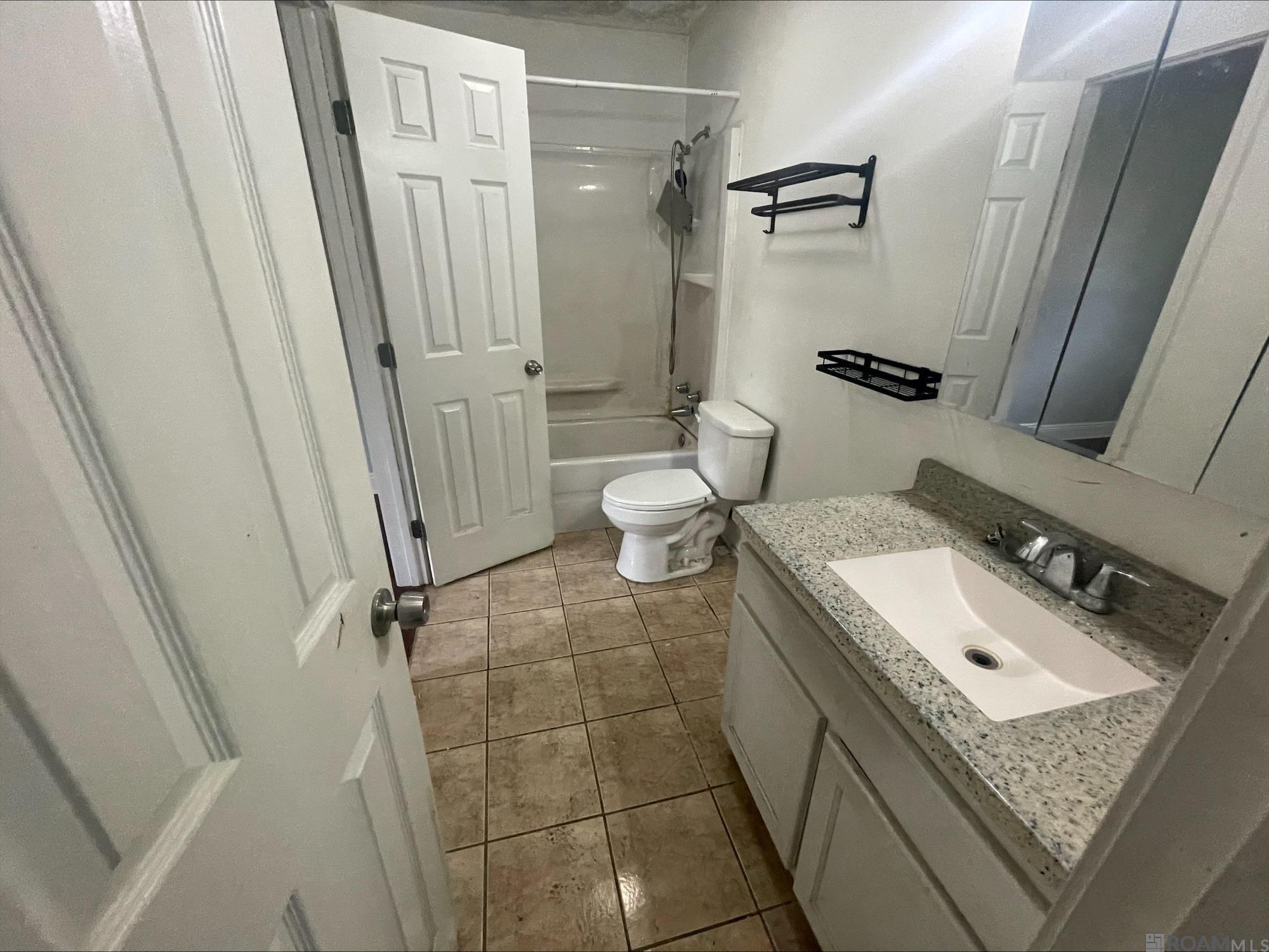 3012 Vancouver Dr