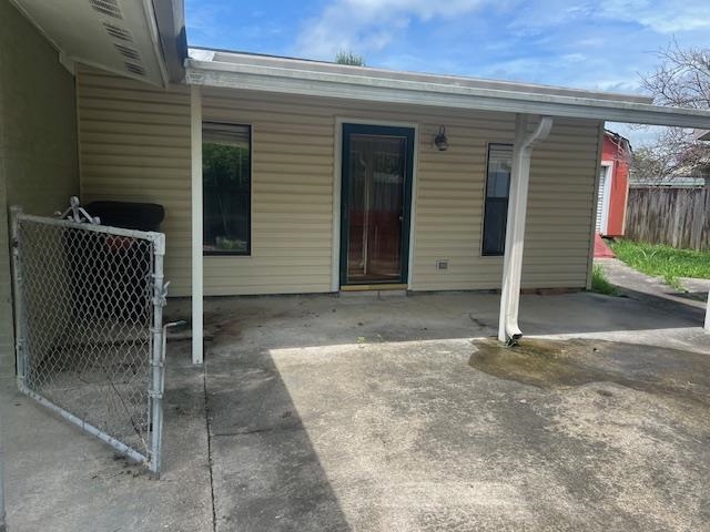 221 Oakshire Dr