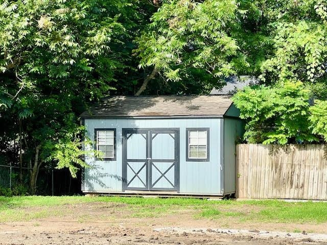 109 Jackson St