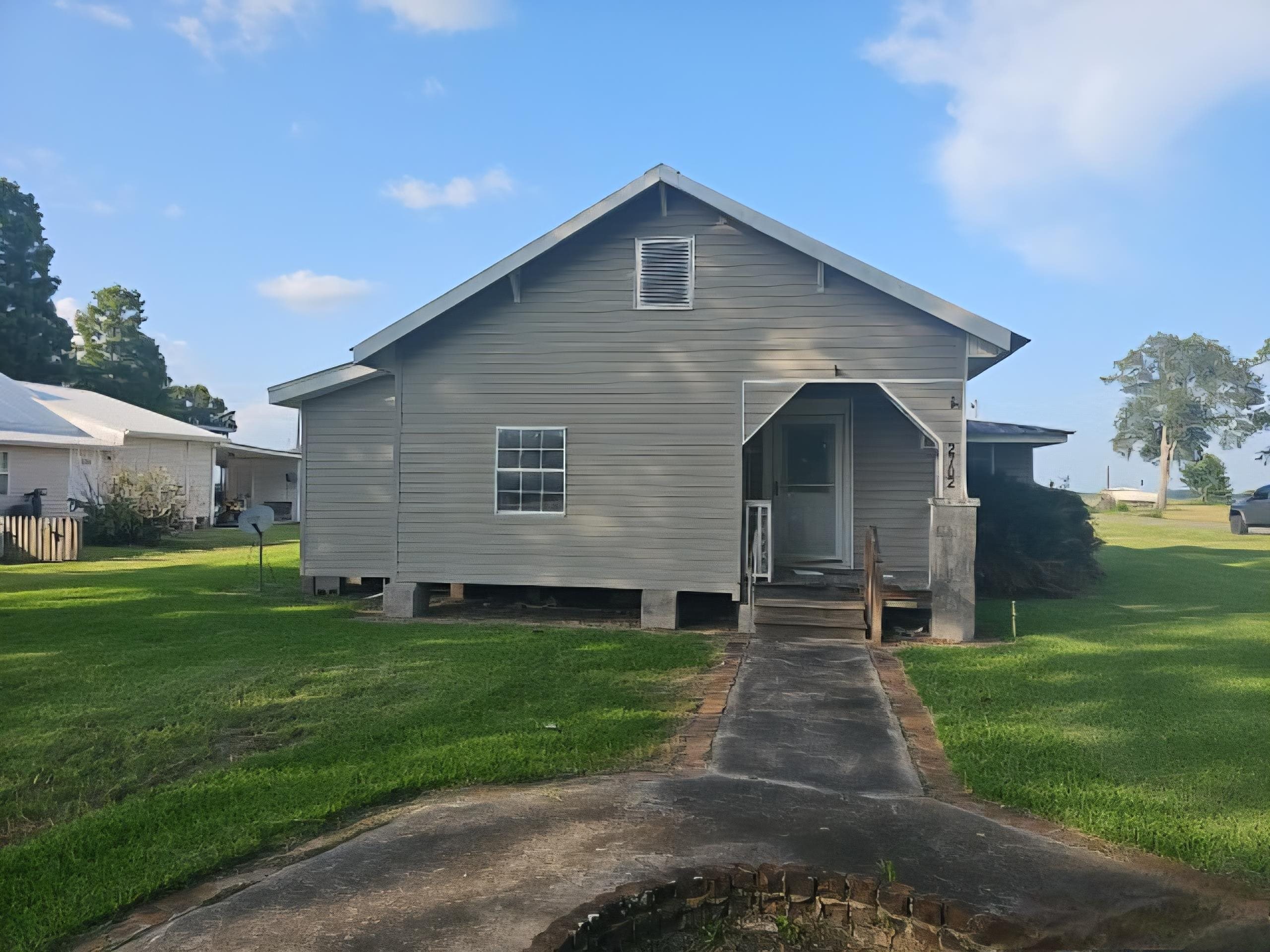2702 Highway 308