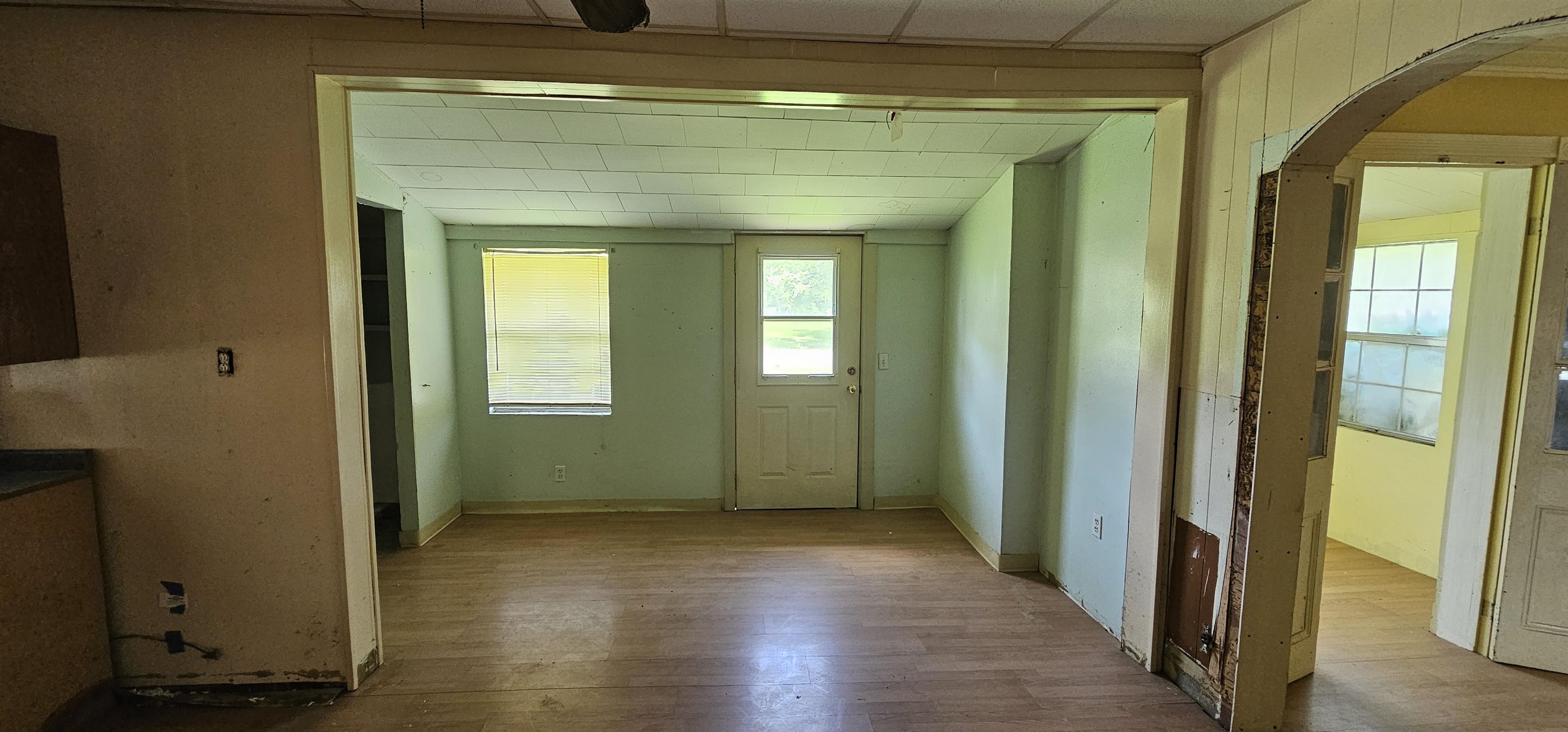 2702 Highway 308