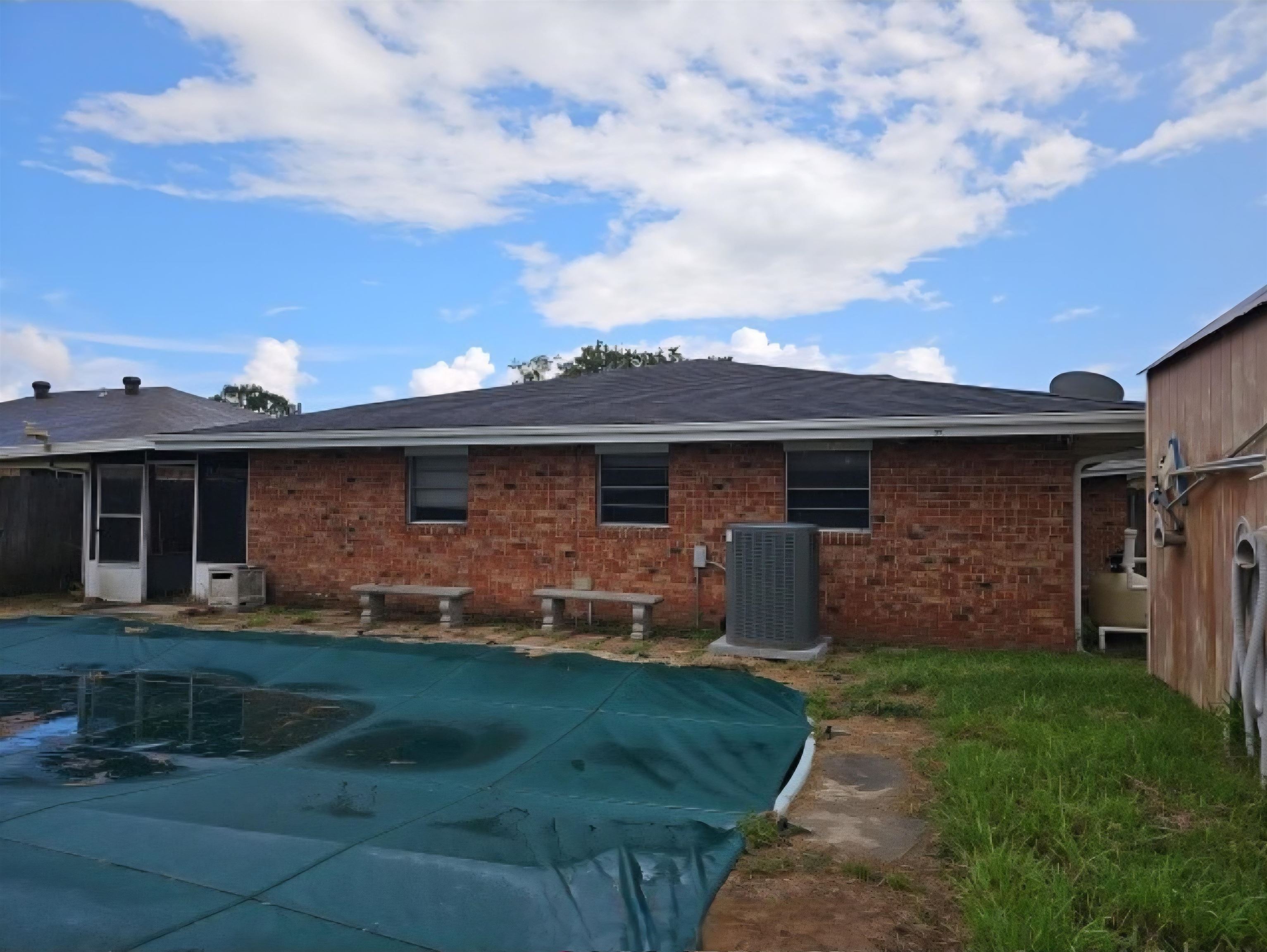 3013 Diane Dr