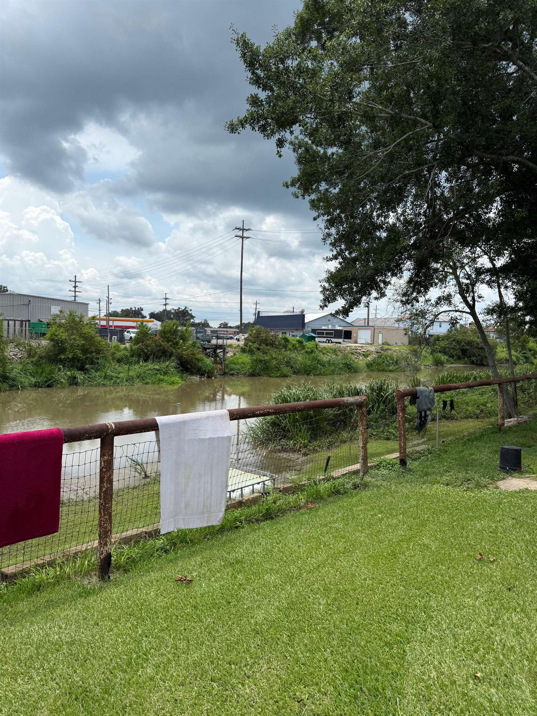 722 Bayou Rd