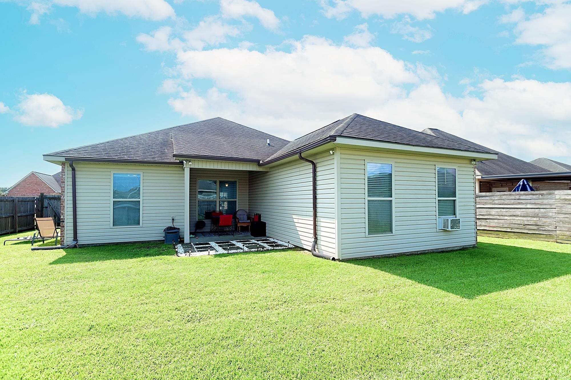 127 Petal Avenue
