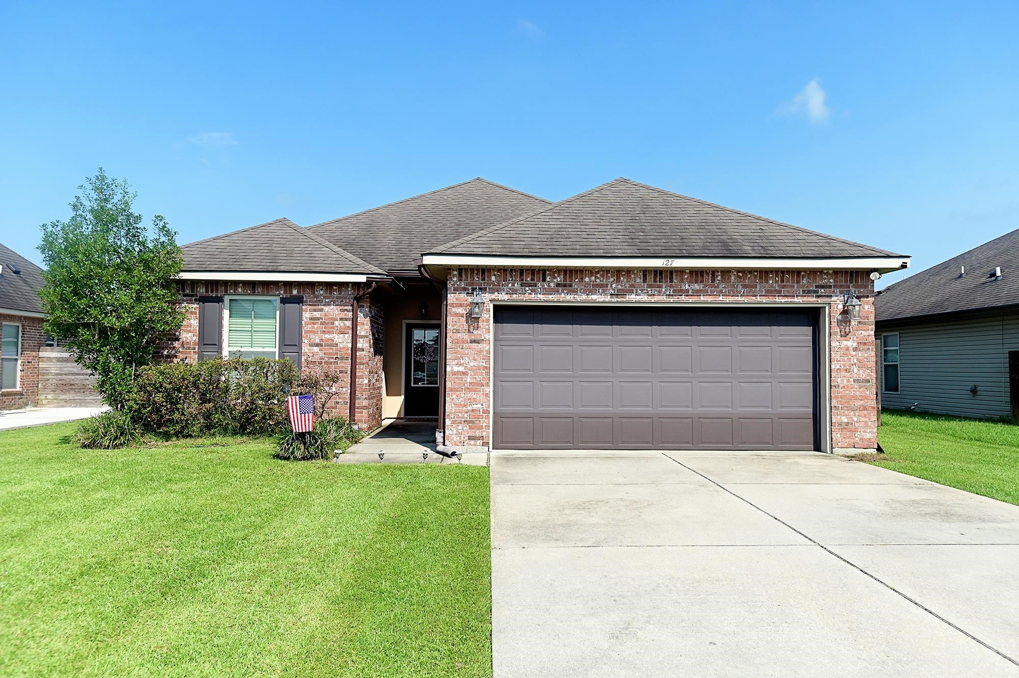 127 Petal Avenue