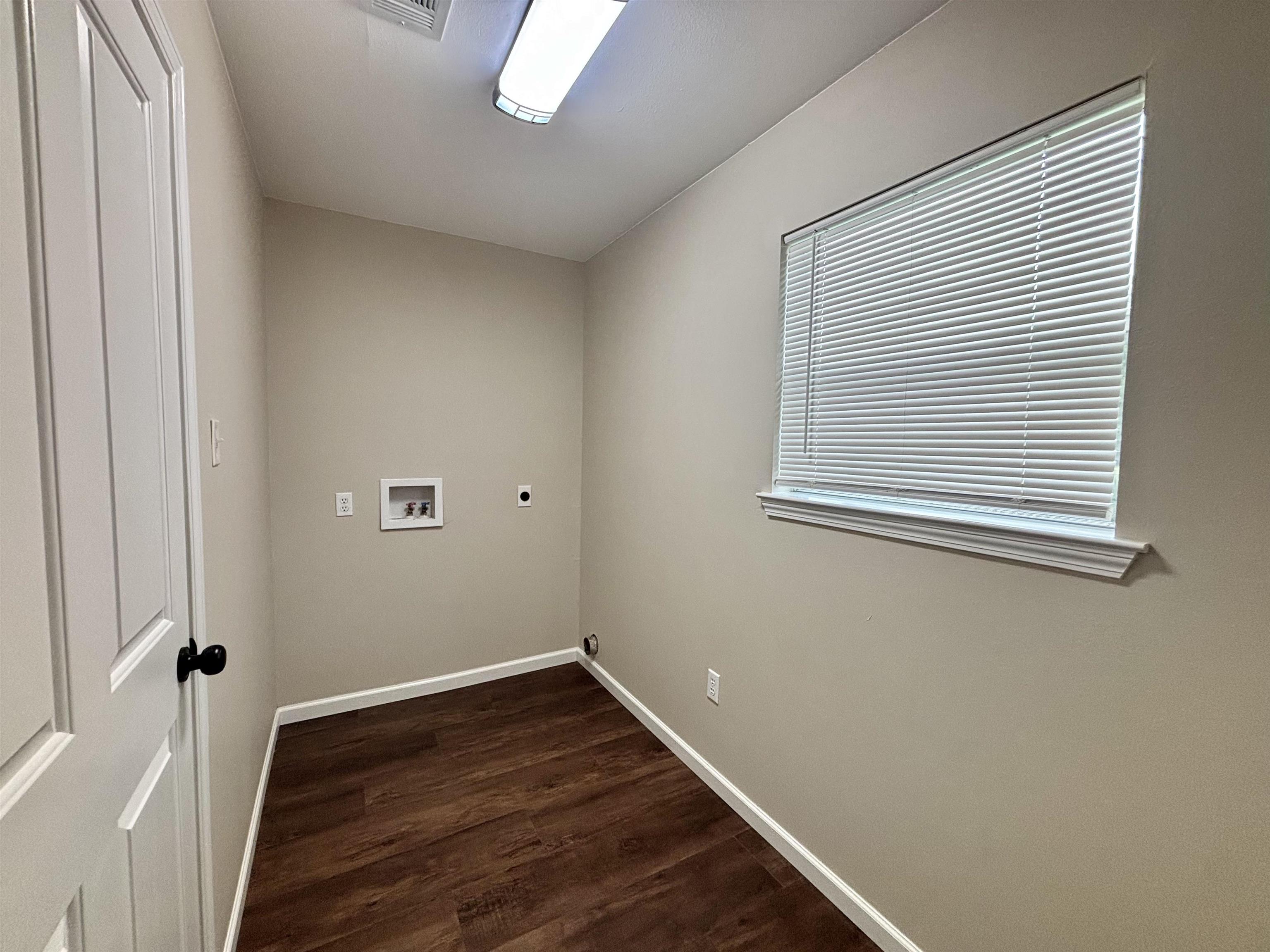 105 Jeanne St