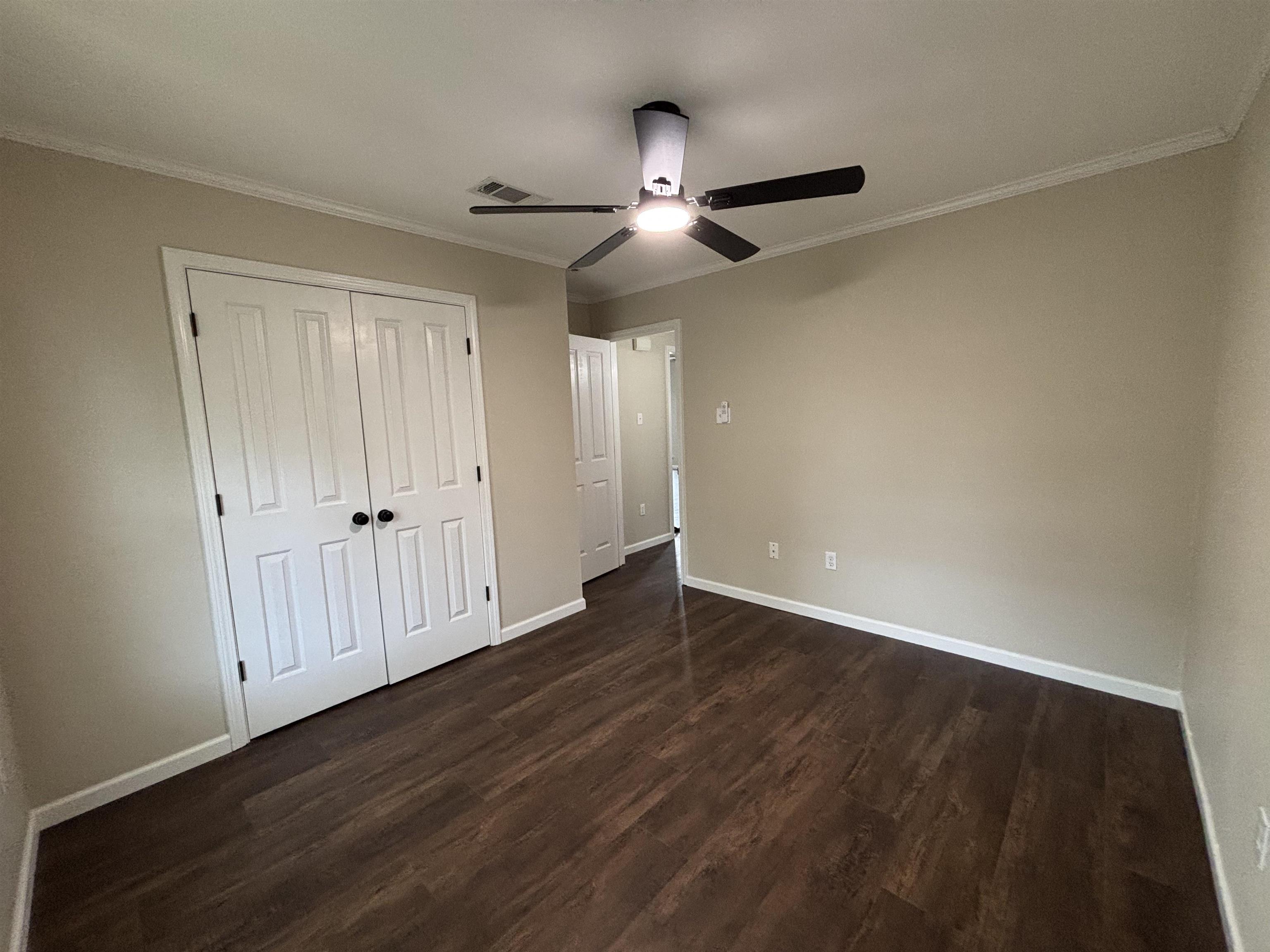 105 Jeanne St