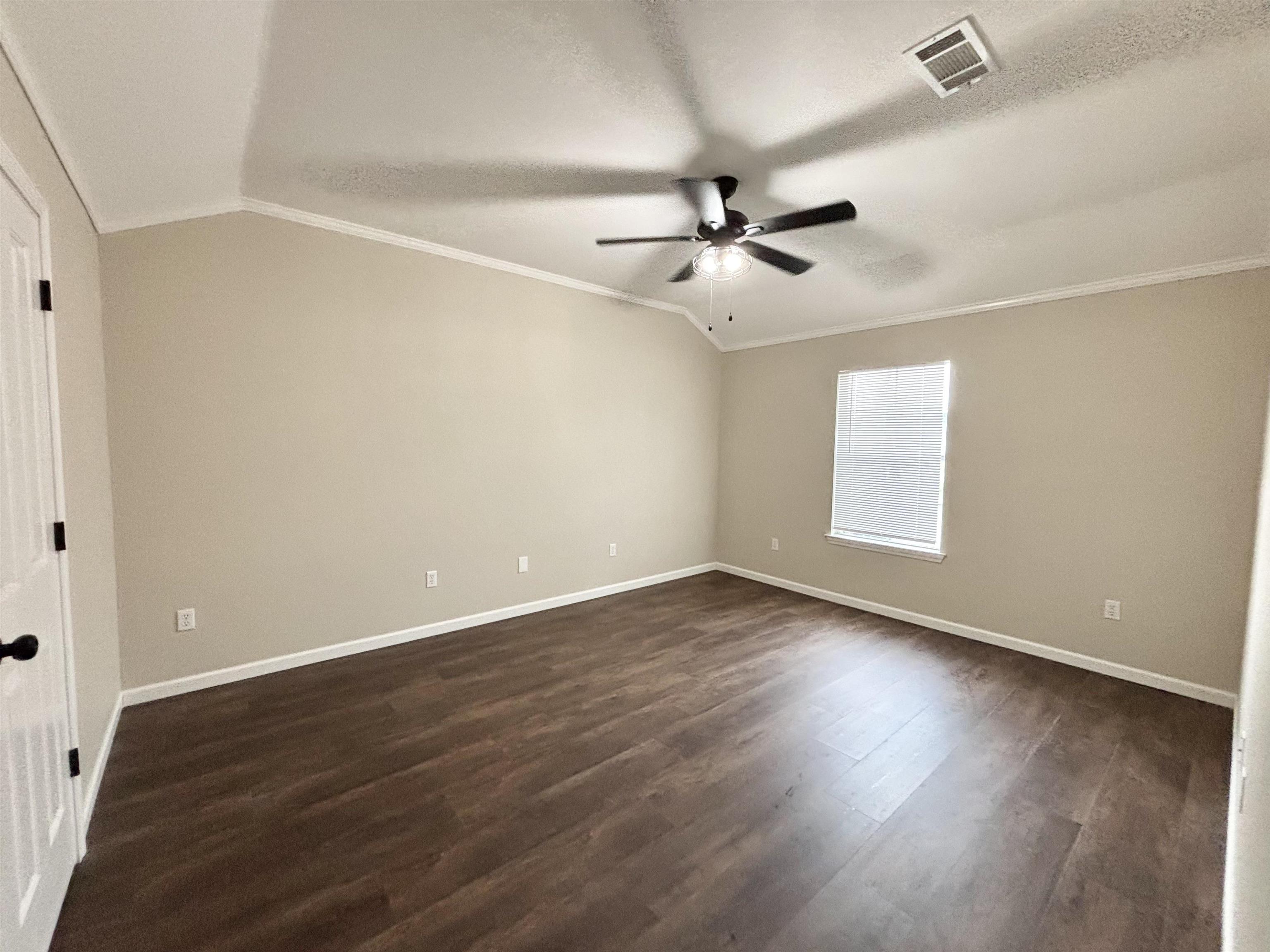 105 Jeanne St