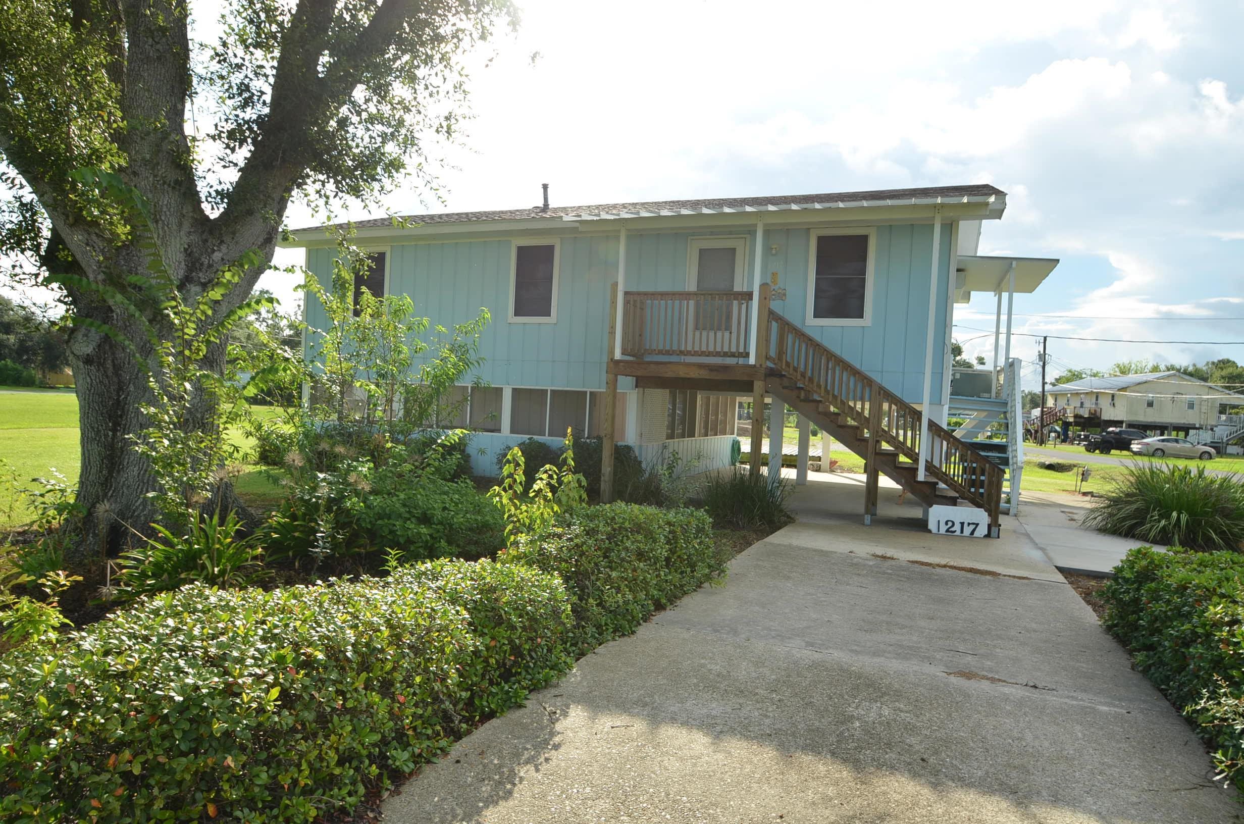 1217 Huey P Long Ave