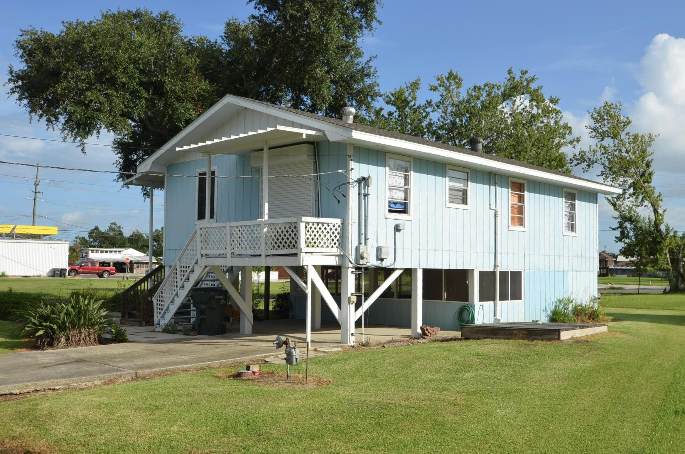1217 Huey P Long Ave