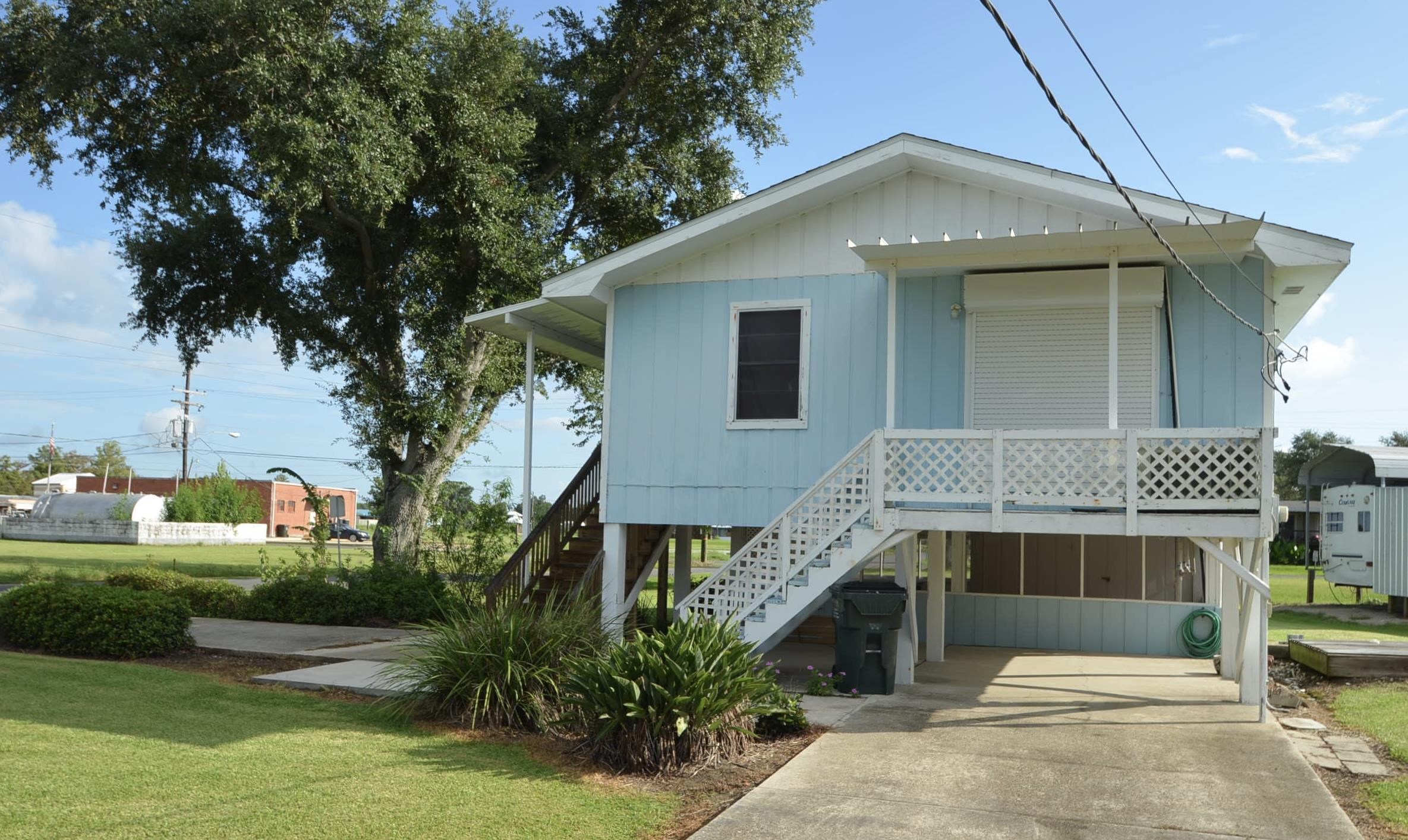 1217 Huey P Long Ave