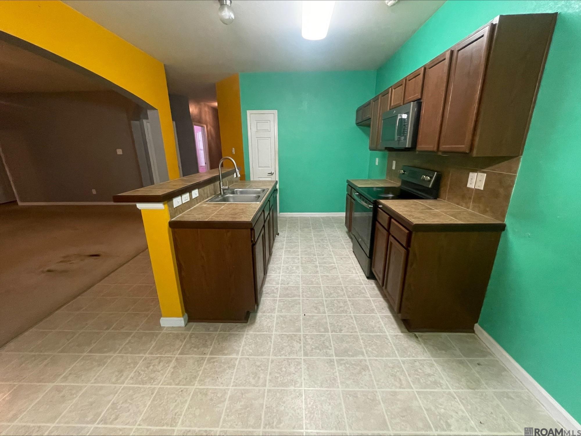 13042 Vermillion Dr