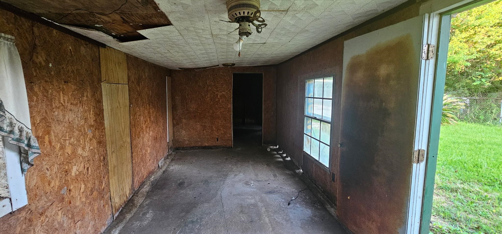 111 Oak St