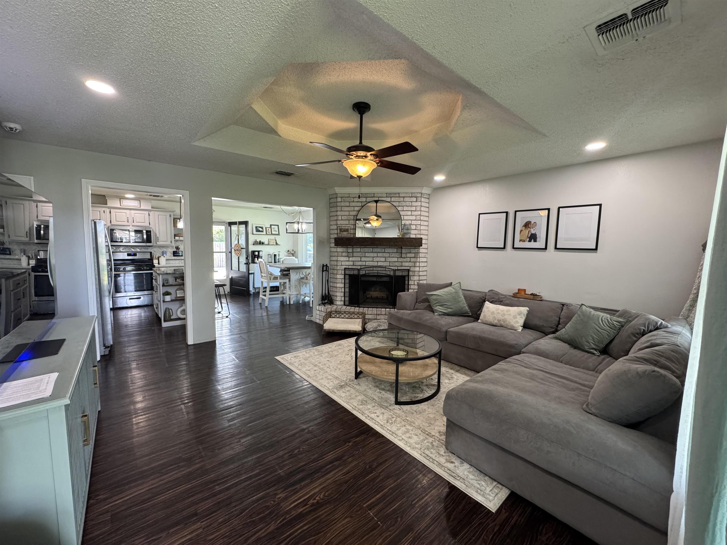 200 Plantation Dr