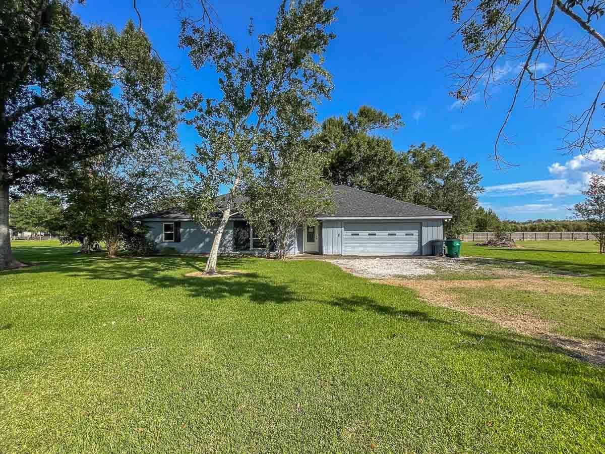 302 Bayou Bend Dr