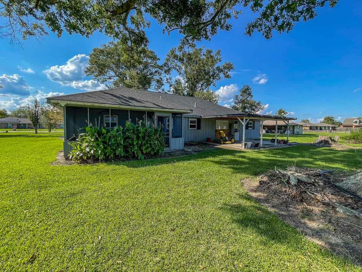 302 Bayou Bend Dr