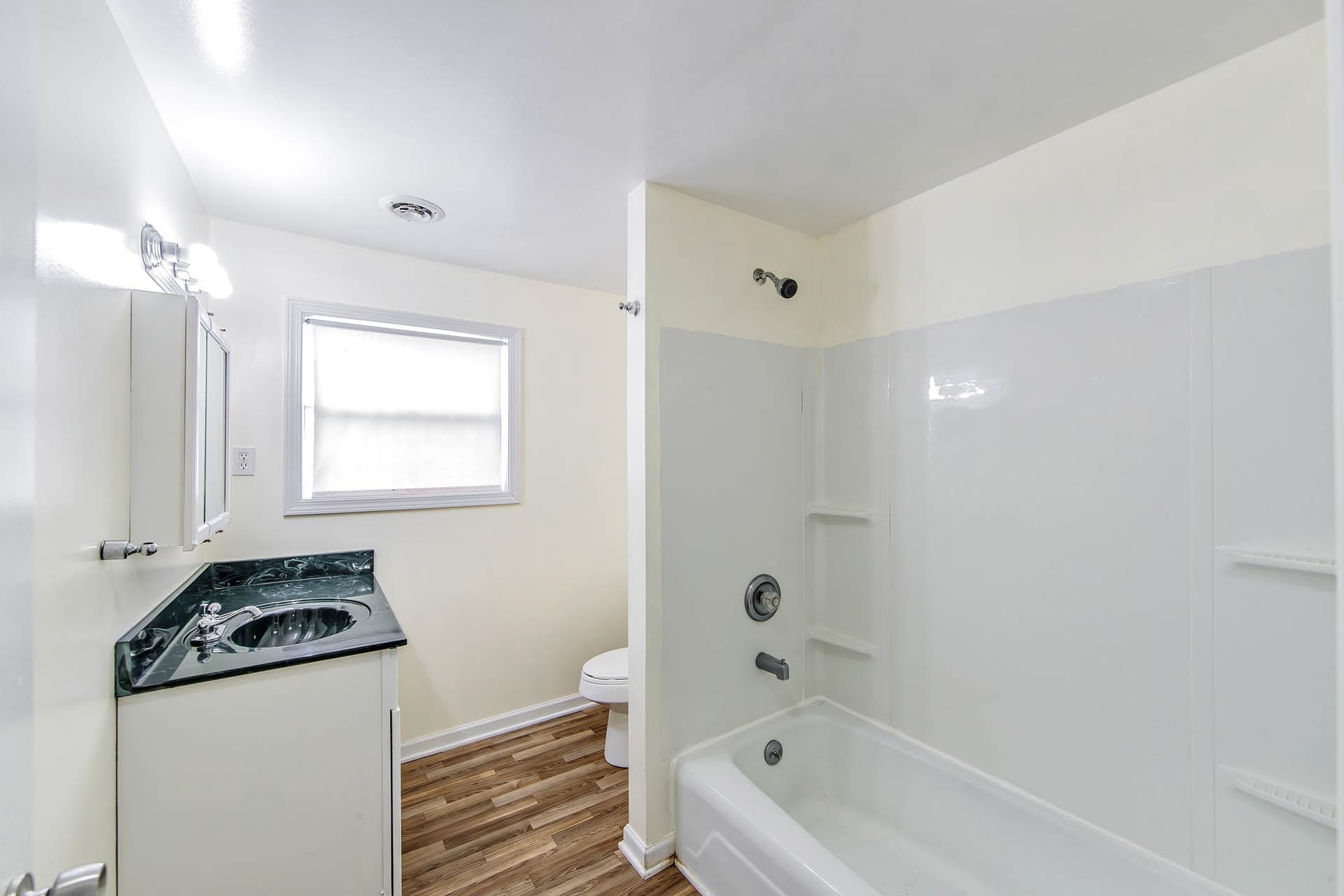111 Roselawn Ave