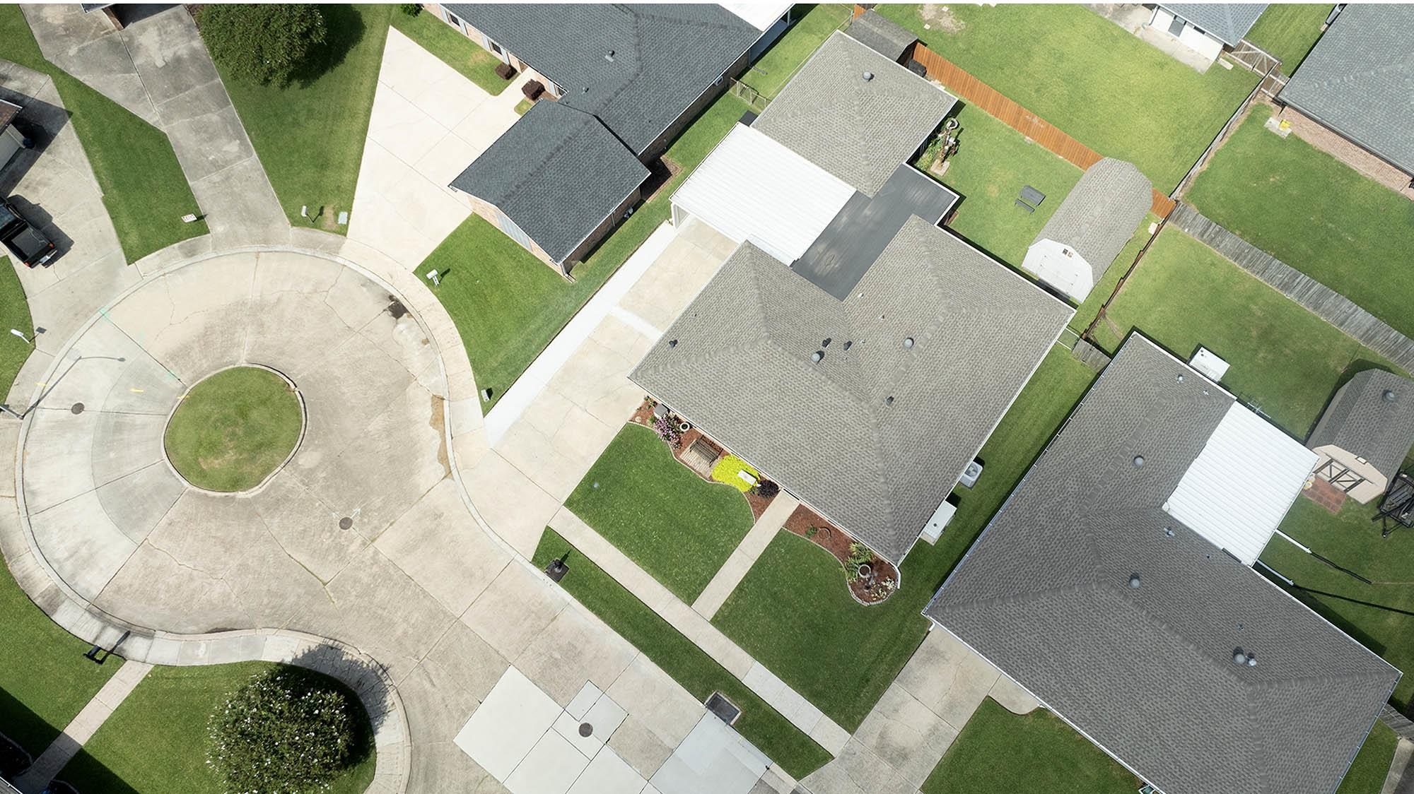 2215 Nixon Drive
