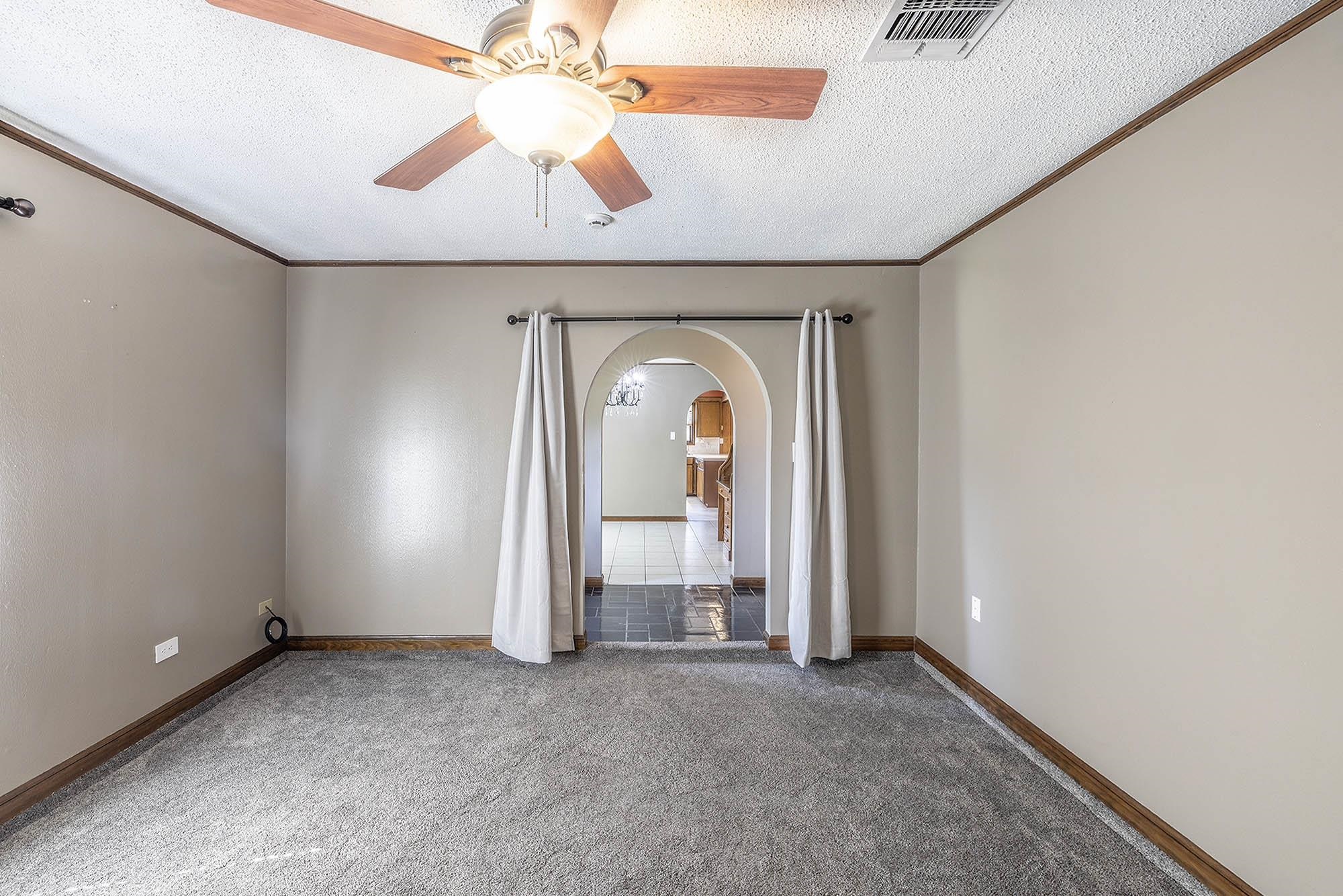 2215 Nixon Drive