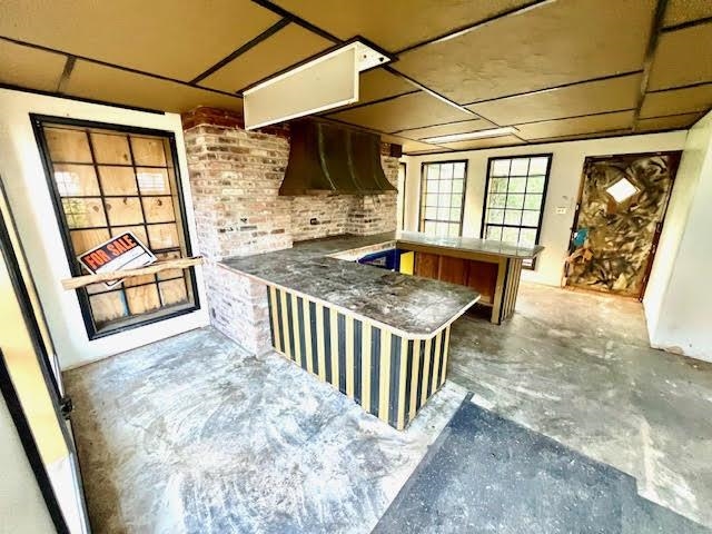 2376 Coteau Rd