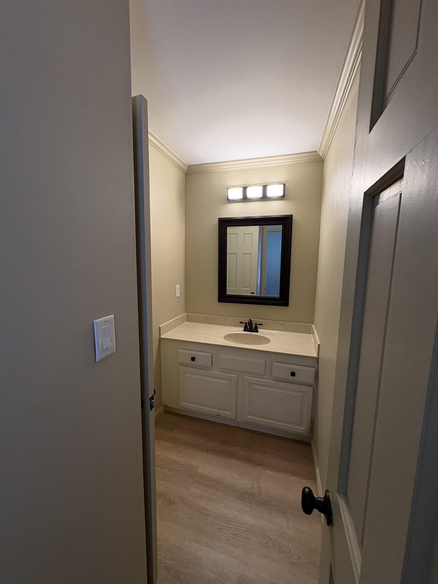209 North French Quarter Drive