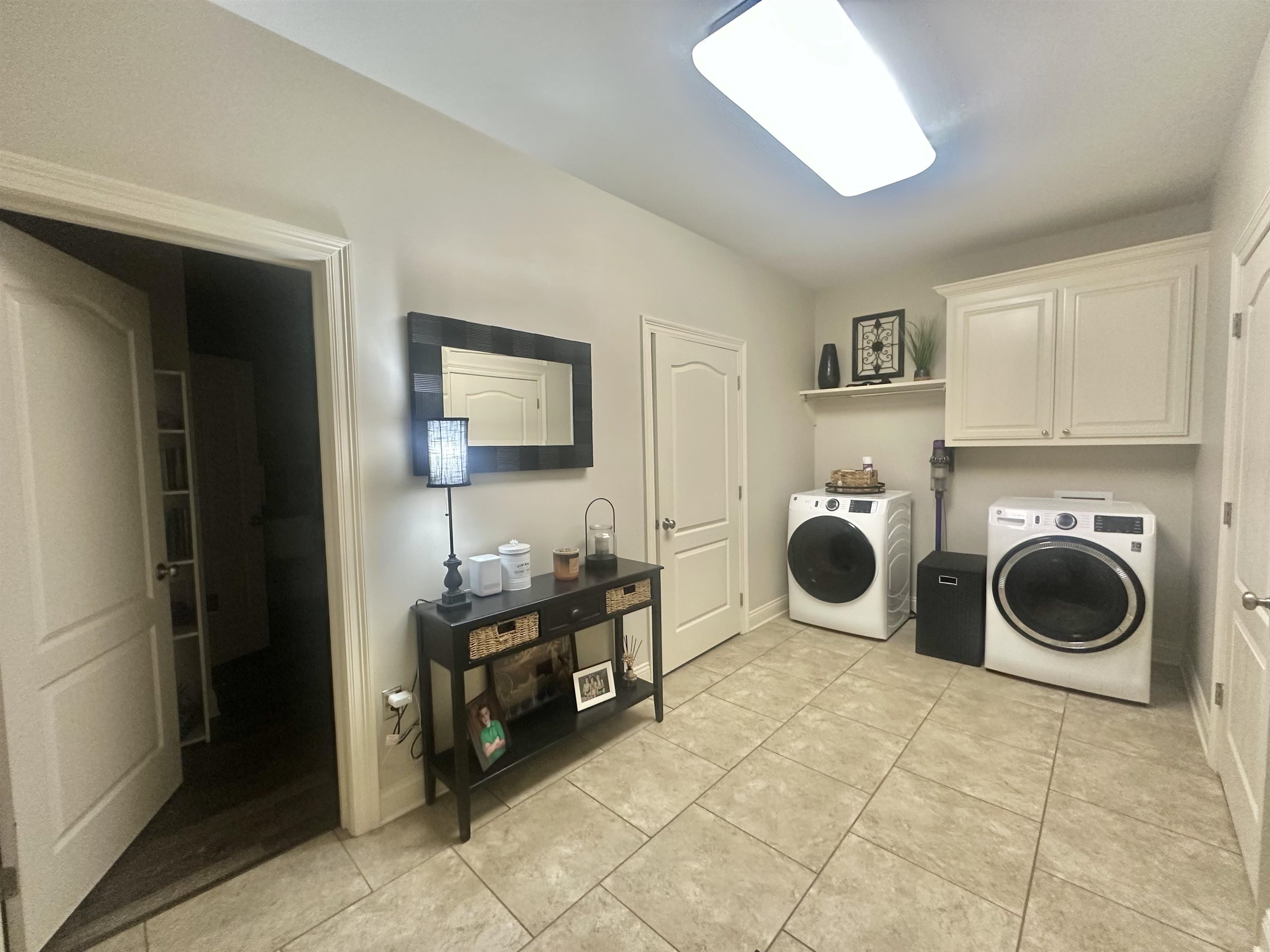 3446 Caleb Dr