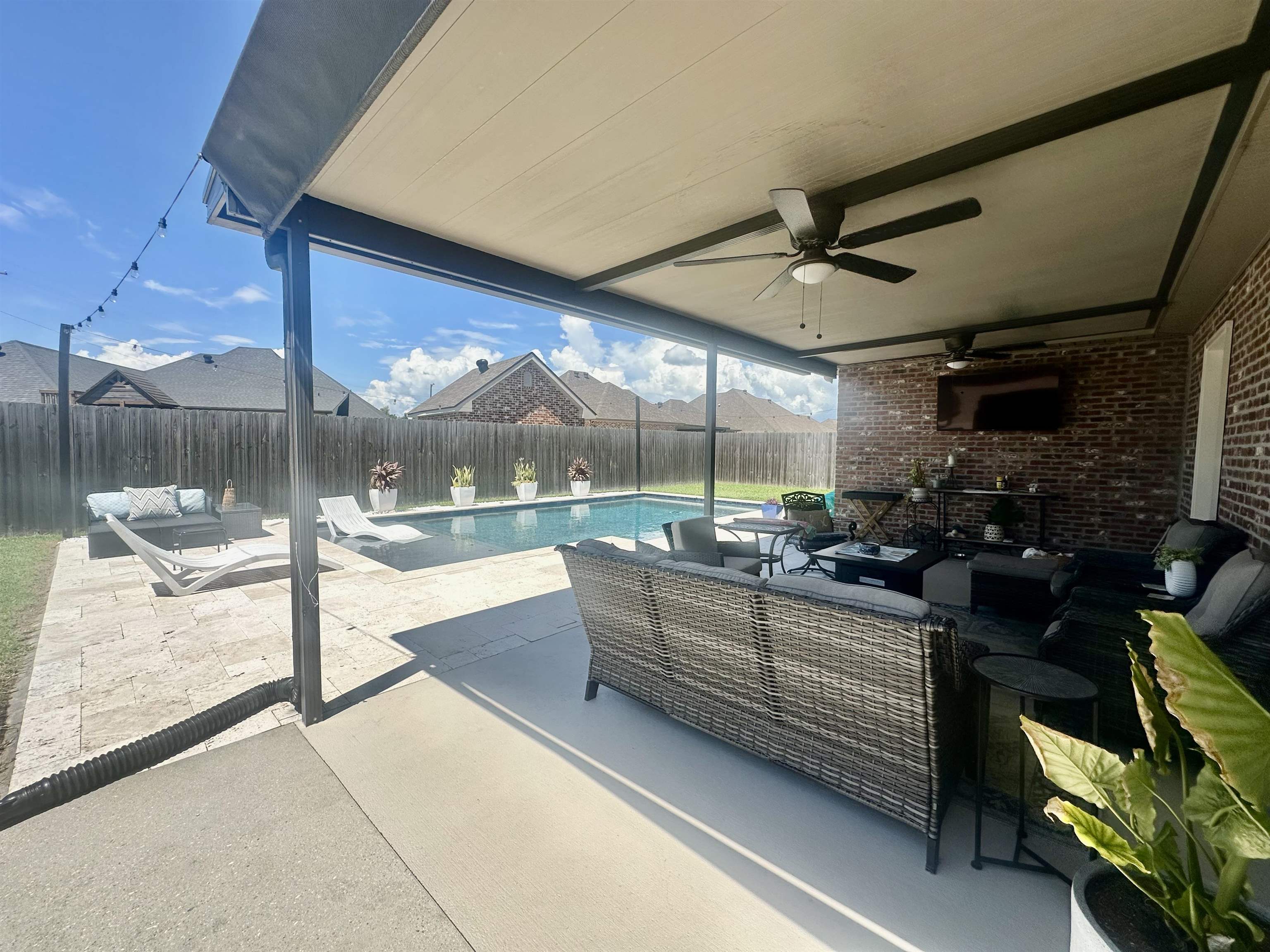 3446 Caleb Dr