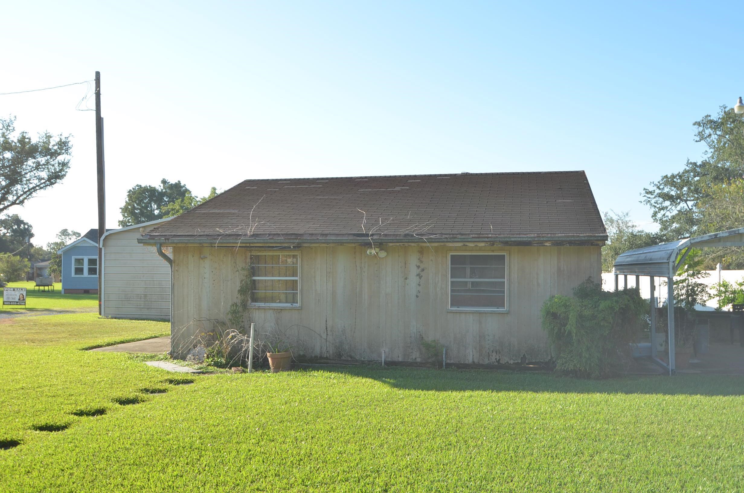 1613 Bayou Black Dr
