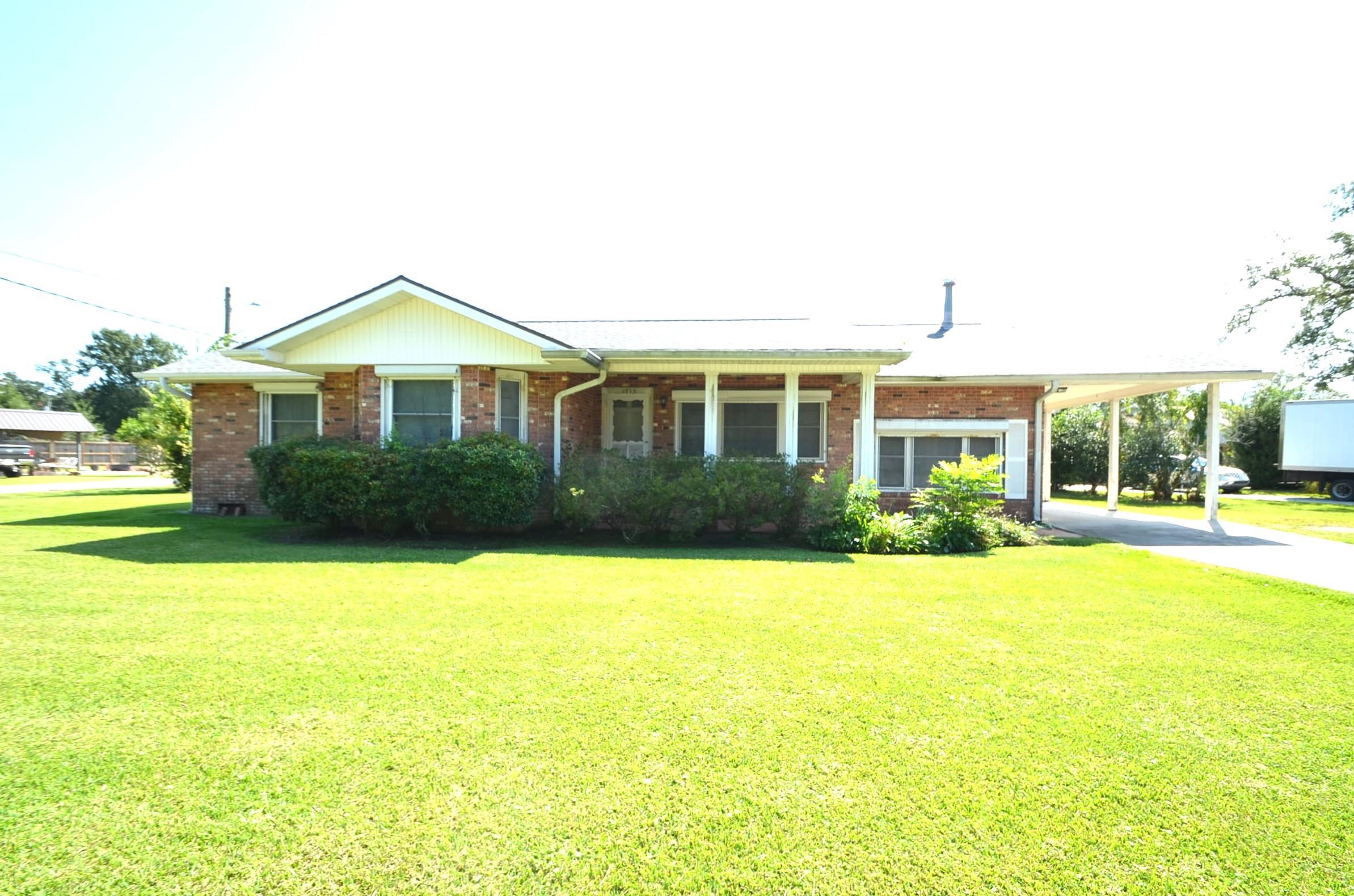 1613 Bayou Black Dr