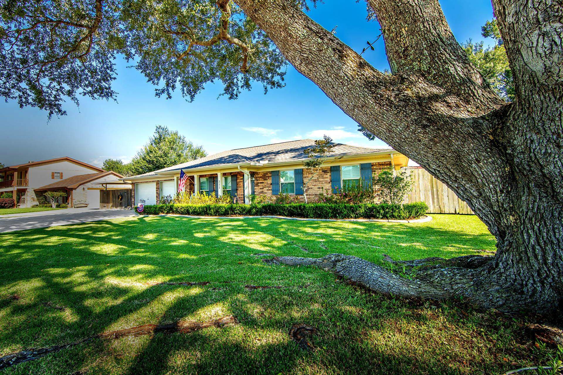311 Hermitage