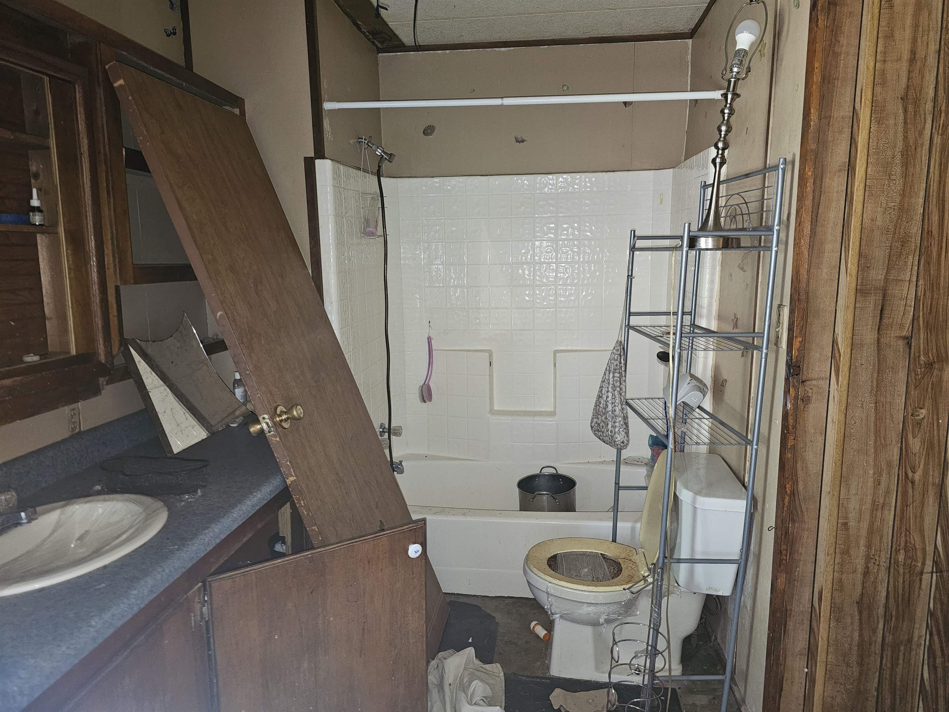 2280 River Rd