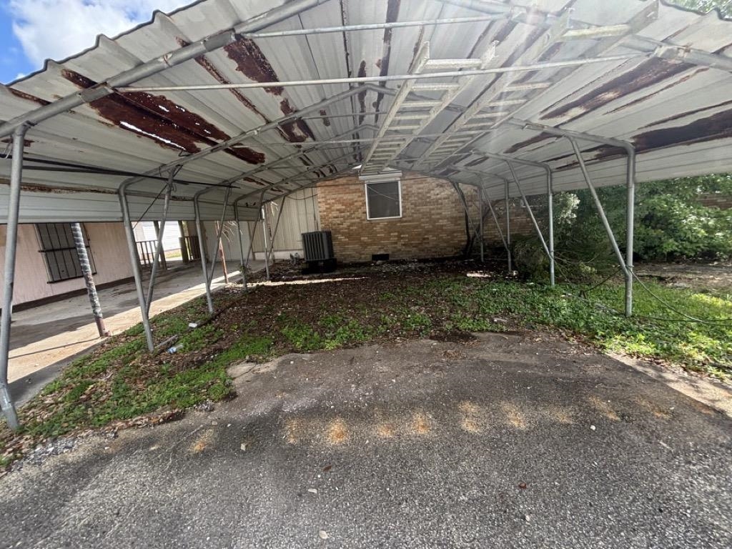 18575 East Main Street