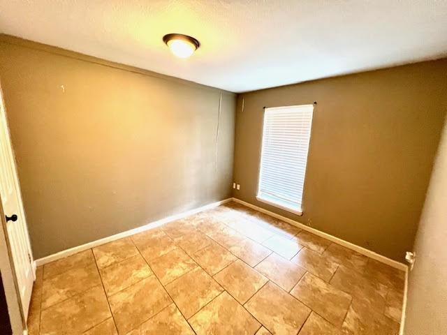 10588 White Oak Dr