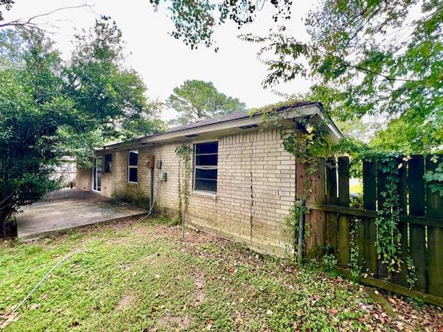 13604 Broad Ct