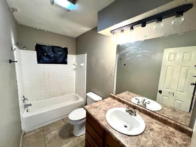 13604 Broad Ct