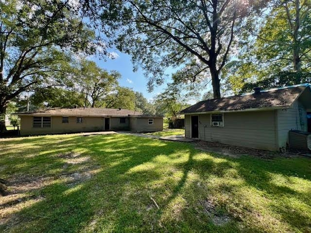 7233 Villere Dr