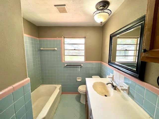 7233 Villere Dr