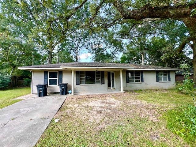 7233 Villere Dr