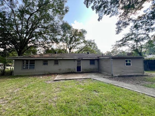 7233 Villere Dr